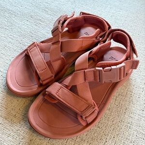 Teva Hurricane Verge Sandals
